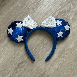 Blue and White Star Minnie Mouse Ears